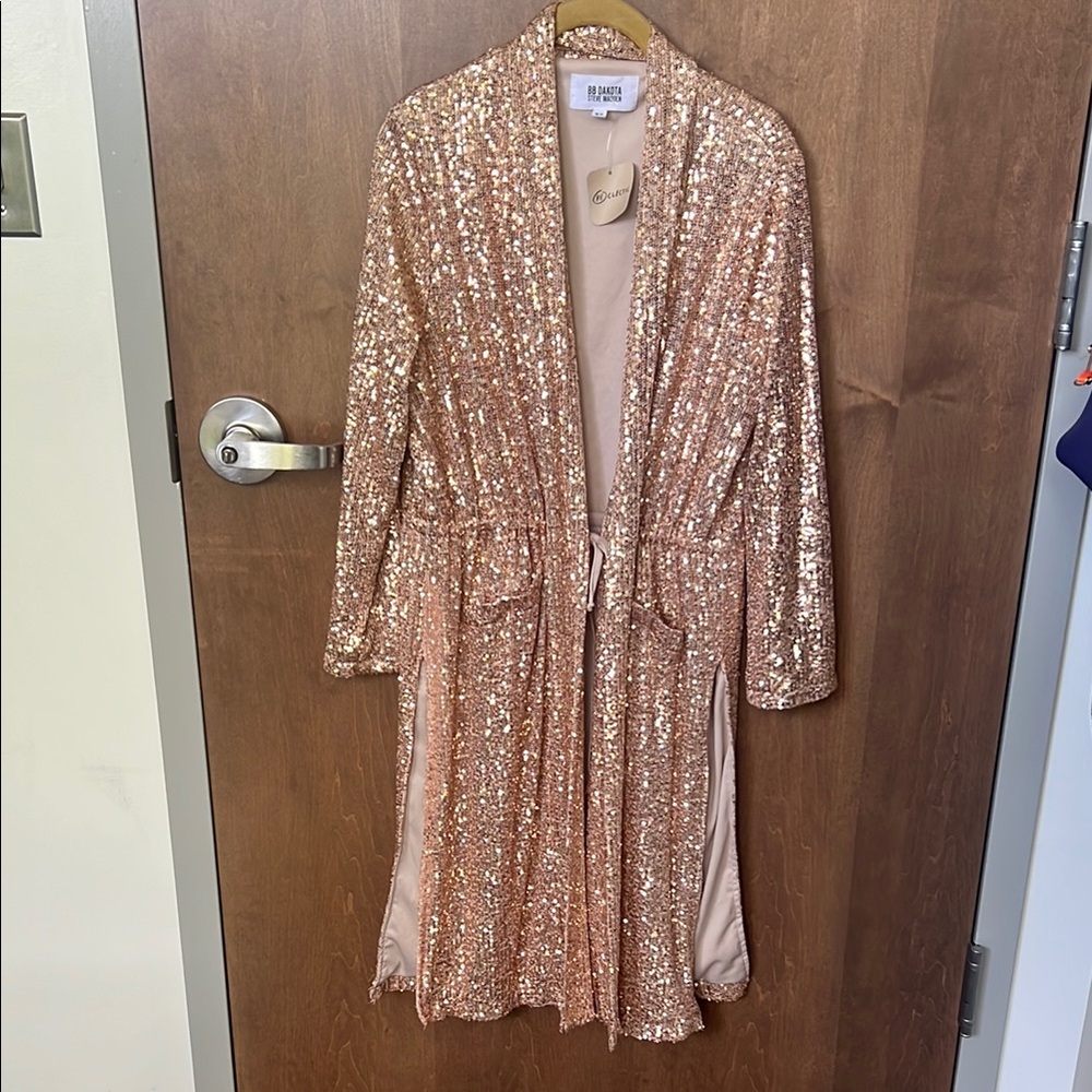 β¨ BB Dakota x Steve Madden Rose Gold Sequin Jacket β¨ - Picture 2 of 11